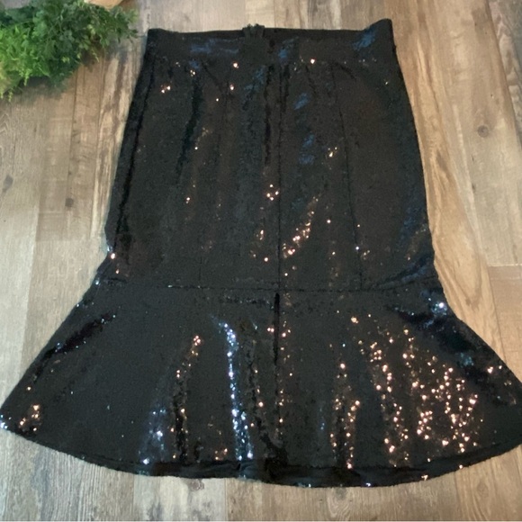 TORRID Black Sequin Mermaid Style Midi Skirt Plus Size 16 - Picture 2 of 11